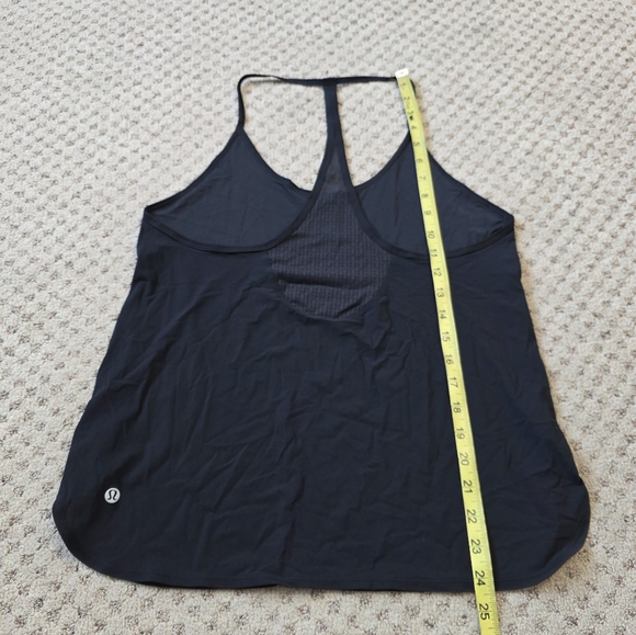Lululemon tank - Picture 5 of 5